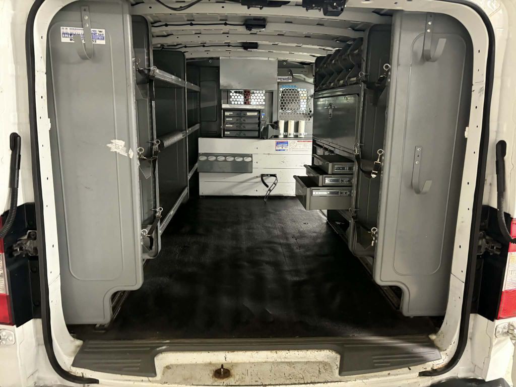 2015 Nissan NV Image 10