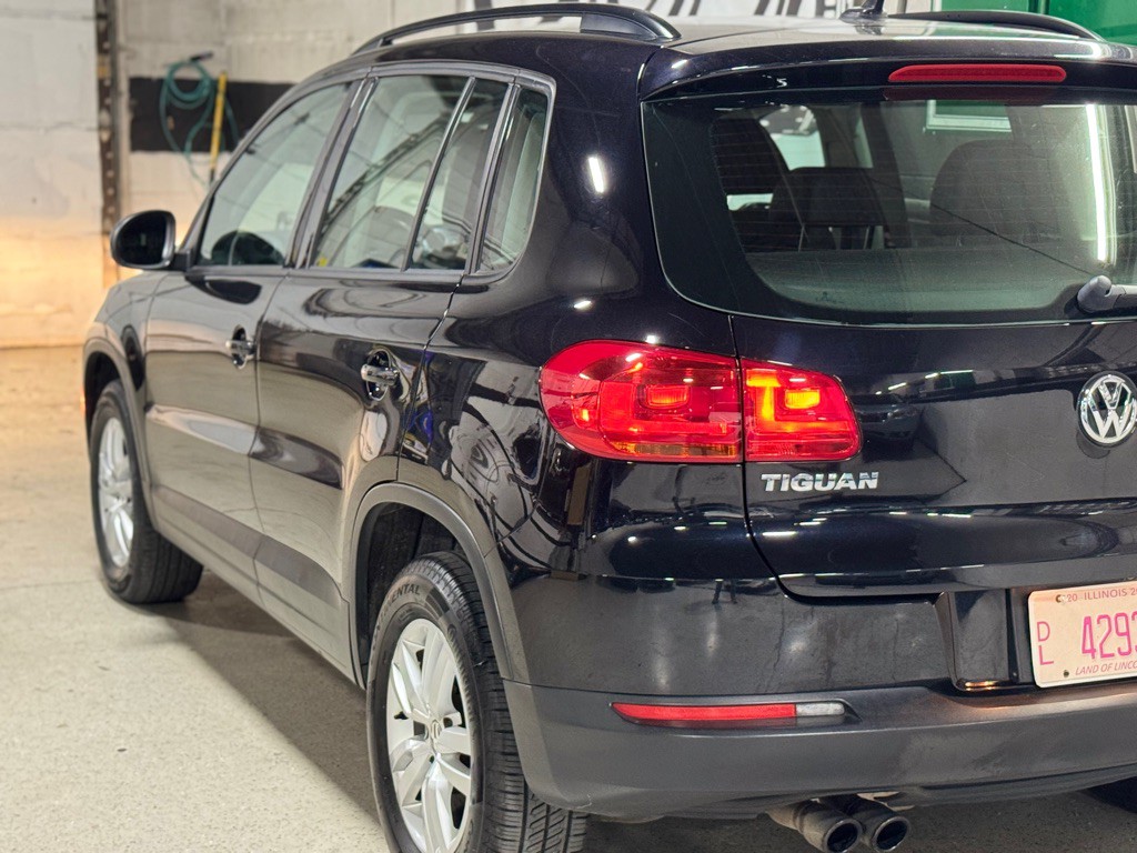 2017 Volkswagen Tiguan Image 14