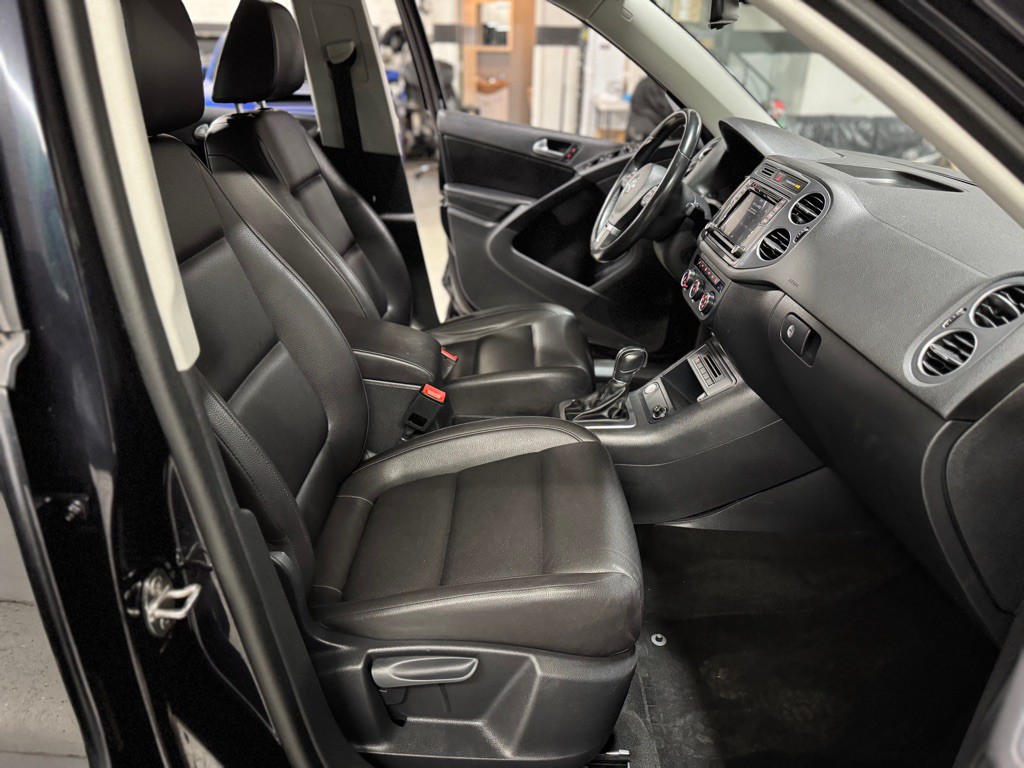 2017 Volkswagen Tiguan Image 18