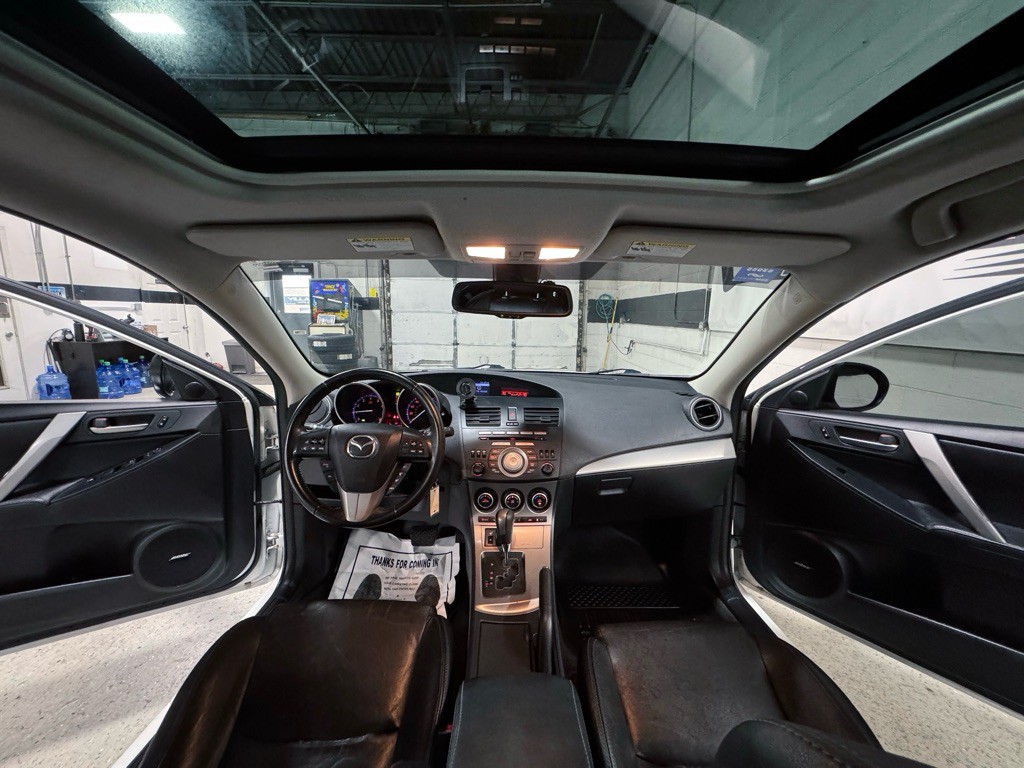 2010 Mazda Mazda3 Image 21