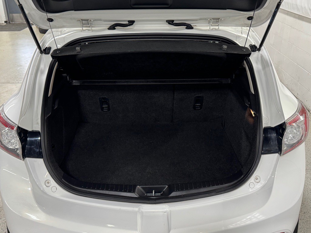 2010 Mazda Mazda3 Image 24