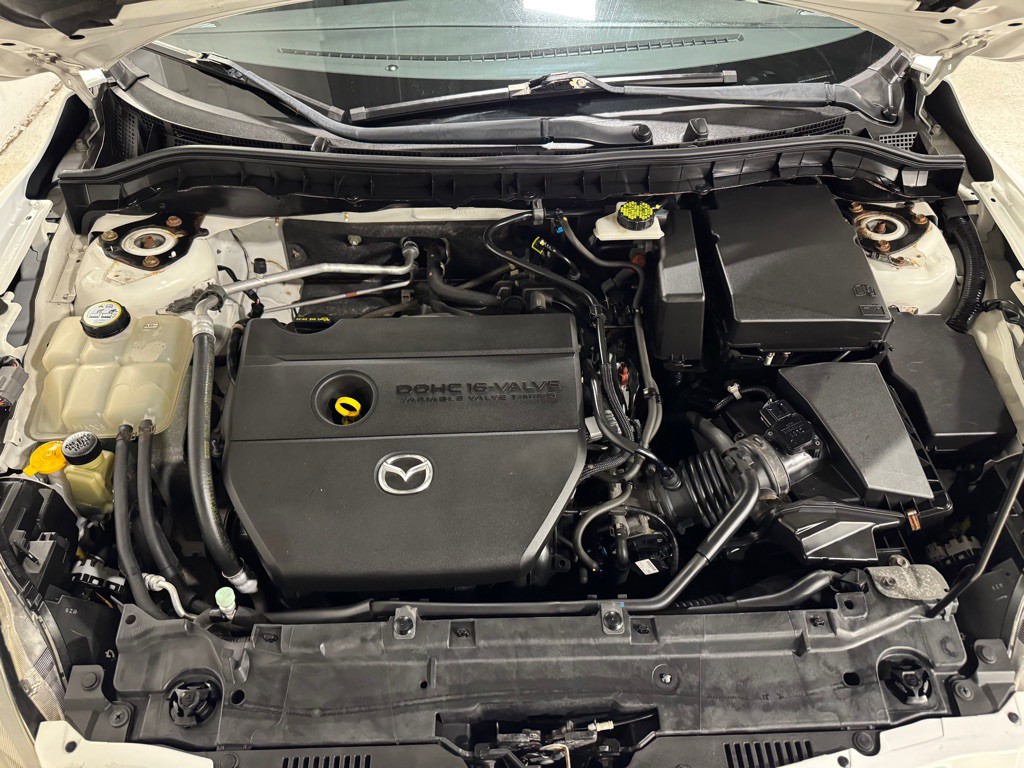 2010 Mazda Mazda3 Image 25