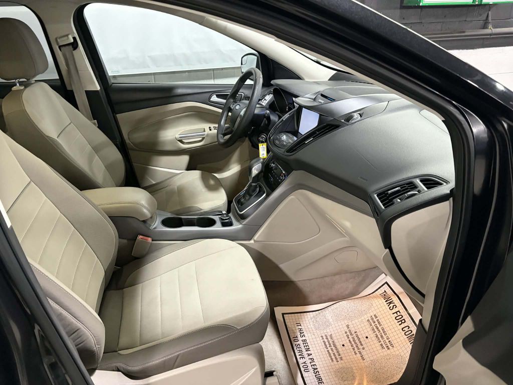 2013 Ford Escape Image 16