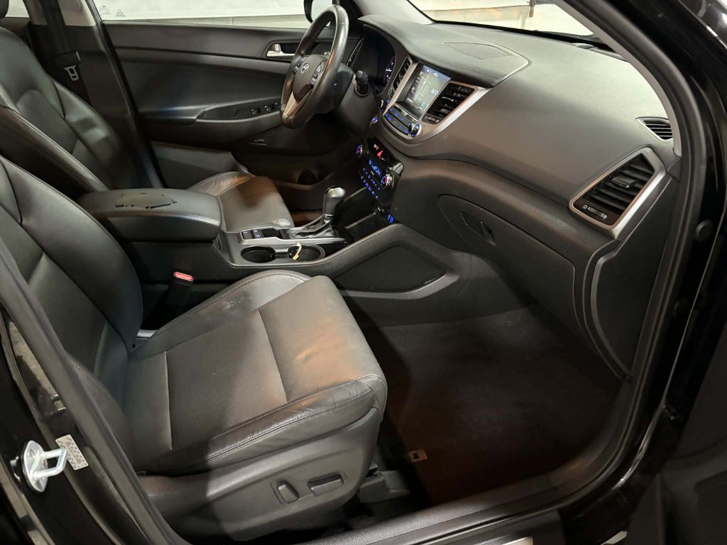 2018 Hyundai Tucson Image 17