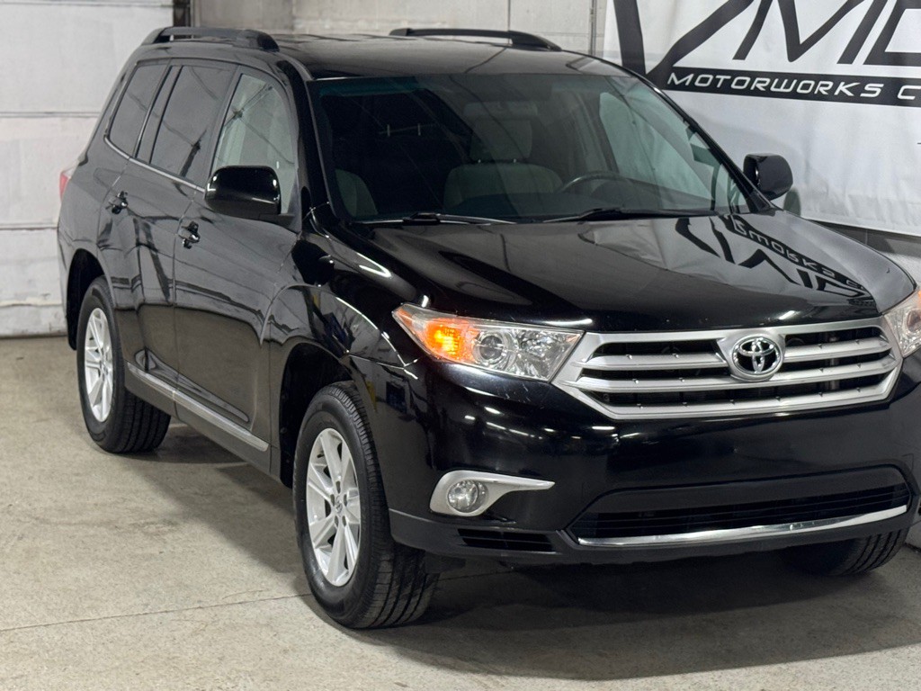 2013 Toyota Highlander Image 4