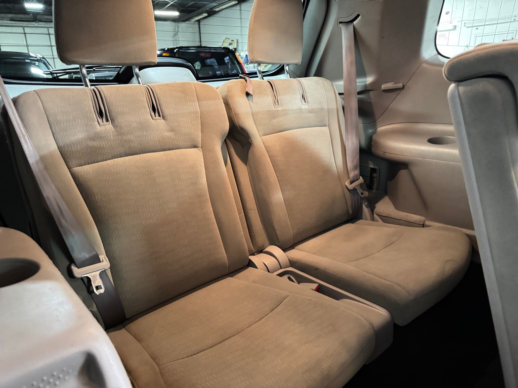 2013 Toyota Highlander Image 23
