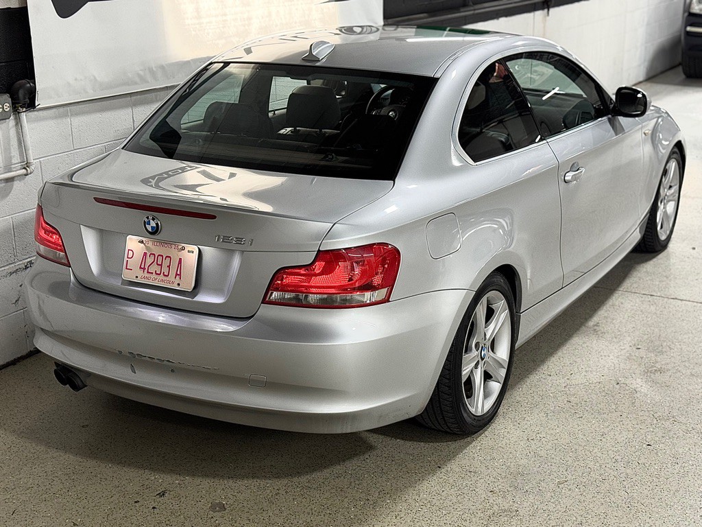 2013 BMW 1 Series Image 9