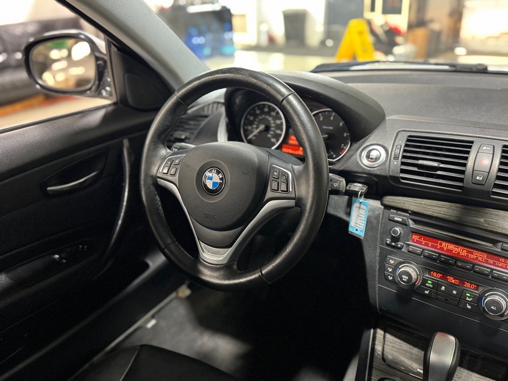 2013 BMW 1 Series Image 21