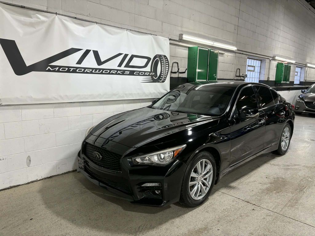 2015 INFINITI Q50 Image 1