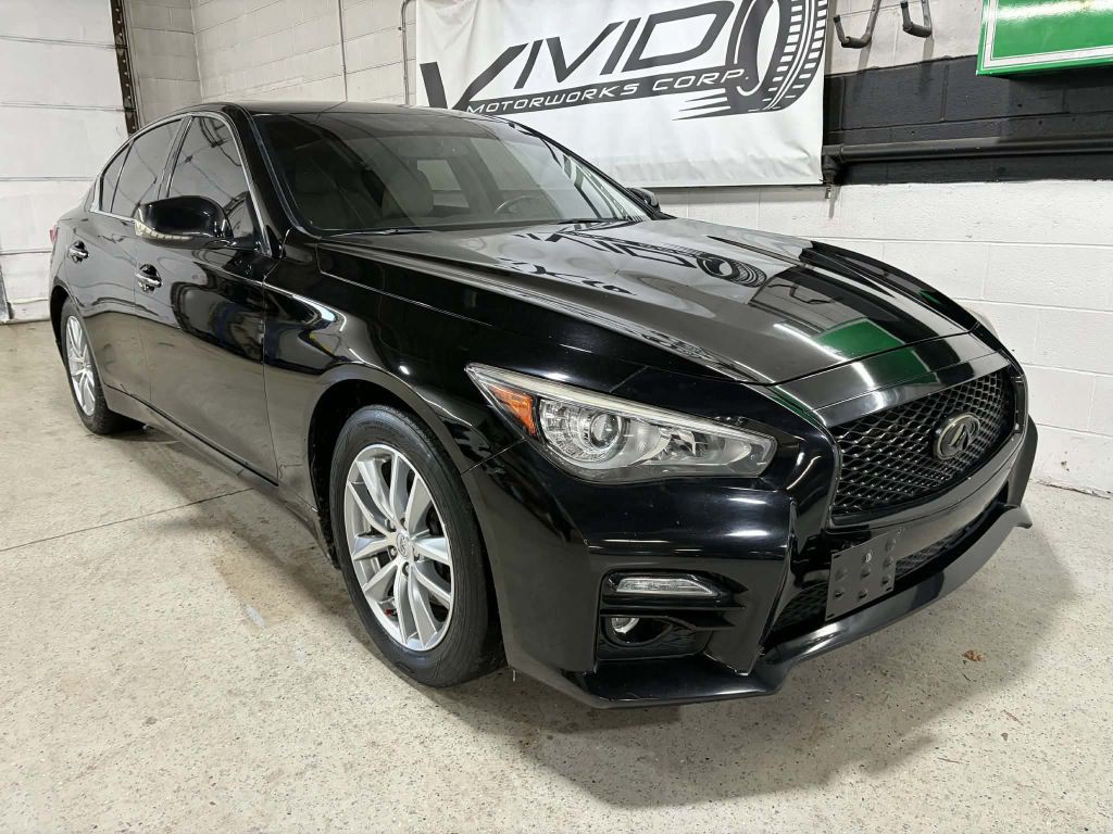 2015 INFINITI Q50 Image 4