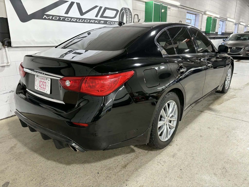 2015 INFINITI Q50 Image 6