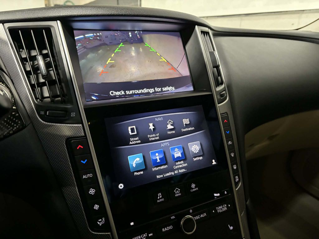 2015 INFINITI Q50 Image 15