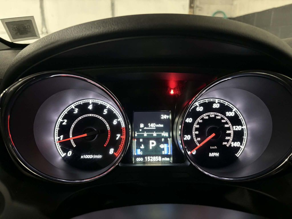 2016 Mitsubishi Outlander Image 13