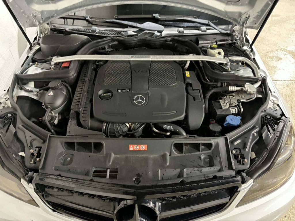 2013 Mercedes-Benz C-Class Image 10