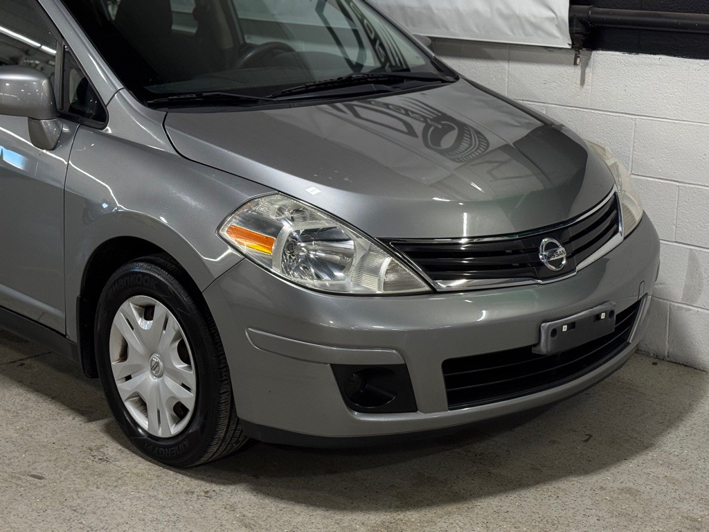 2011 Nissan Versa Image 7