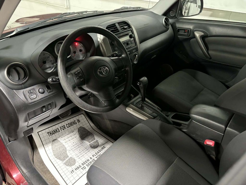 2004 Toyota Rav4 Image 11
