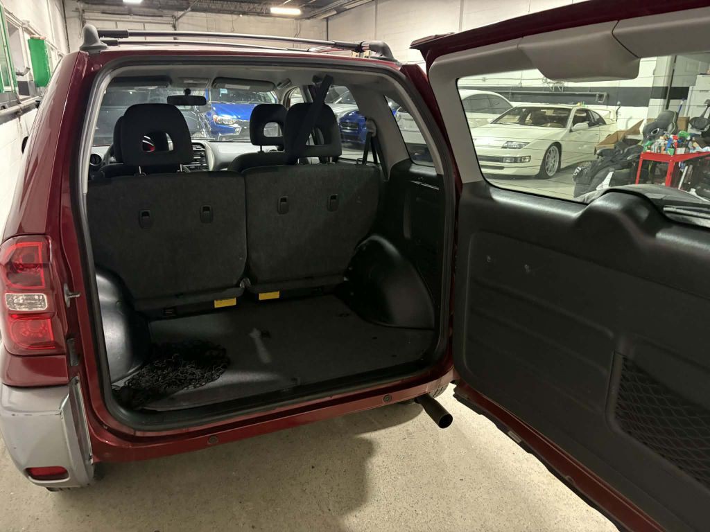 2004 Toyota Rav4 Image 15