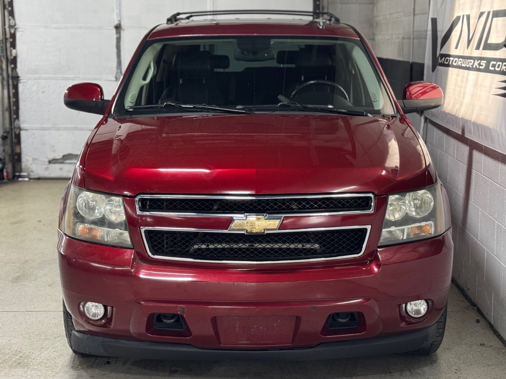 2011 Chevrolet Suburban Image 5
