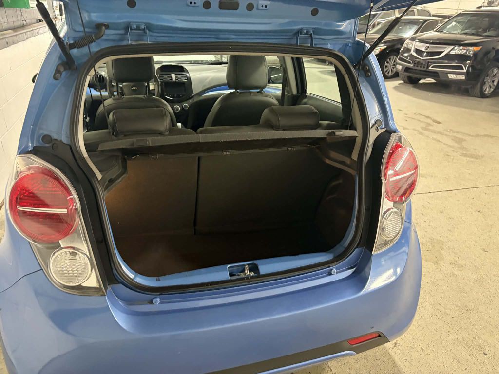 2015 Chevrolet Spark Image 18