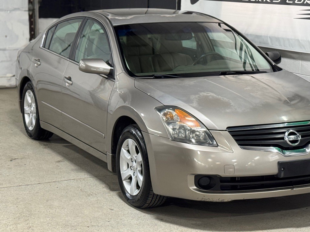 2007 Nissan Altima Image 2
