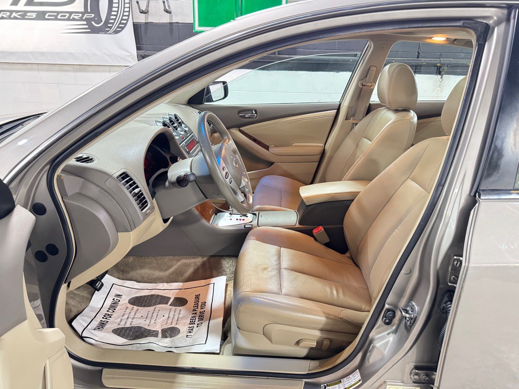 2007 Nissan Altima Image 18