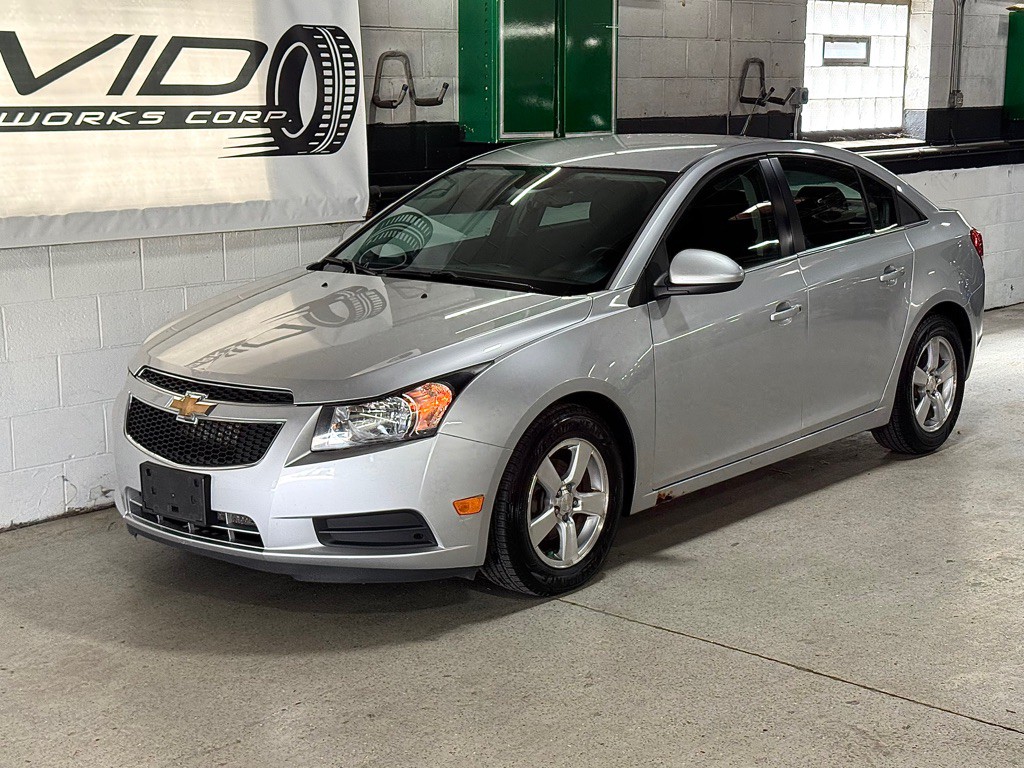 2014 Chevrolet Cruze Image 12