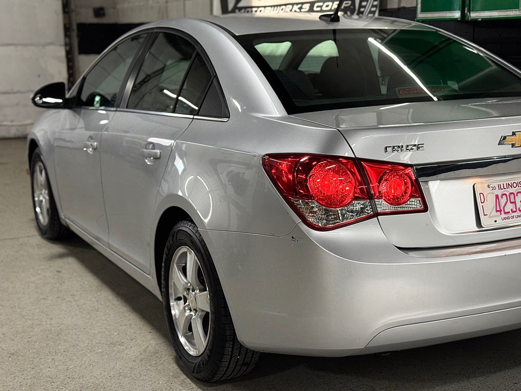 2014 Chevrolet Cruze Image 16