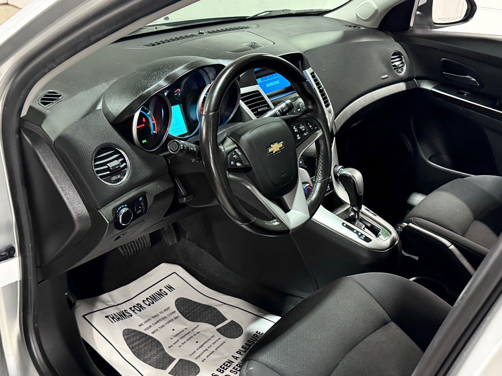 2014 Chevrolet Cruze Image 18