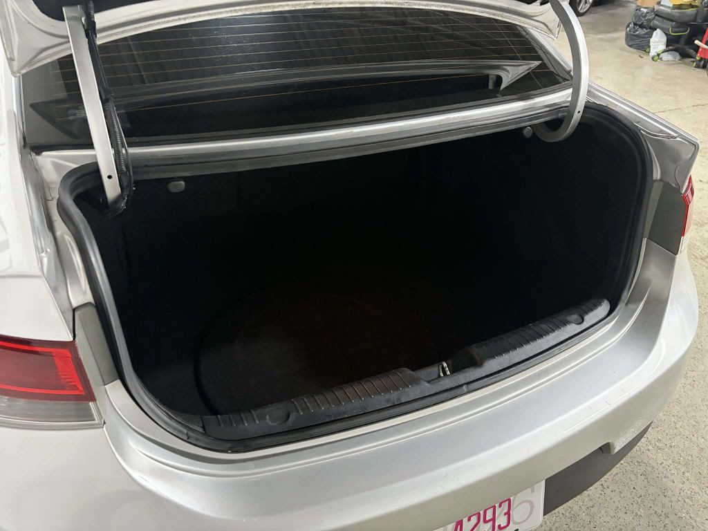 2010 Kia Forte Image 17