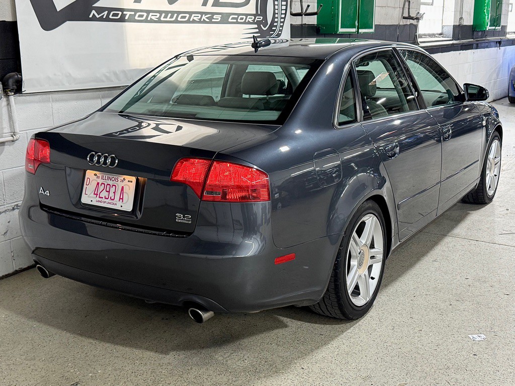 2005 Audi A4 Image 10