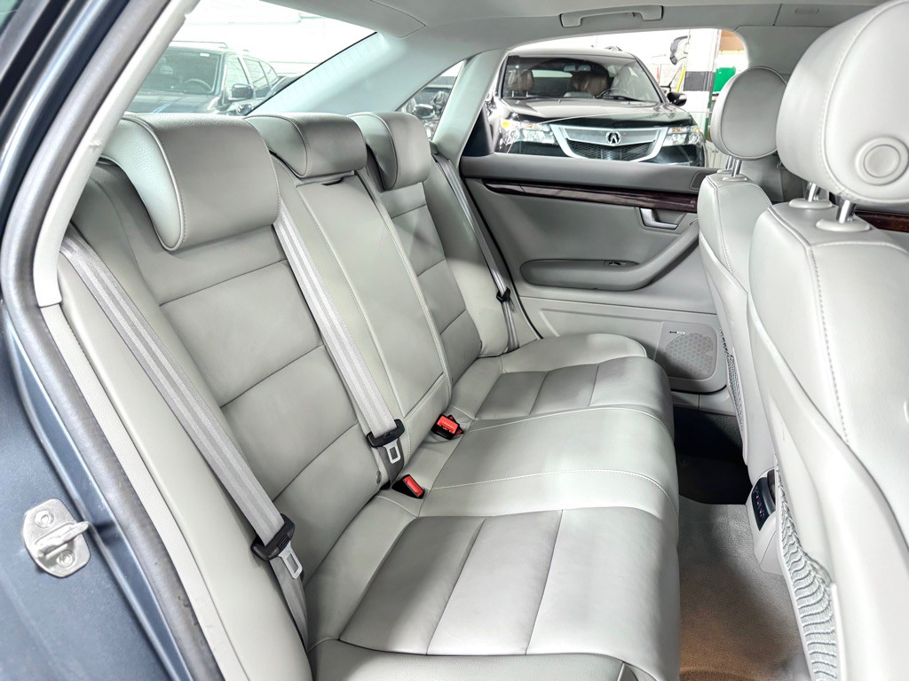 2005 Audi A4 Image 24