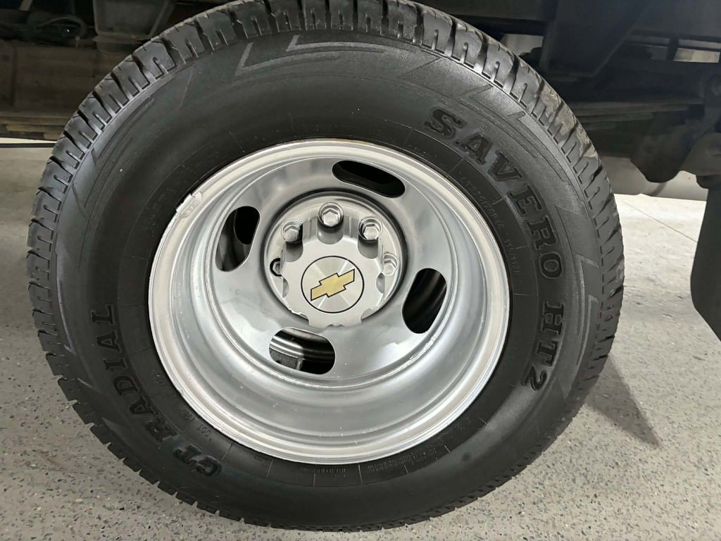 2019 Chevrolet Express Image 15