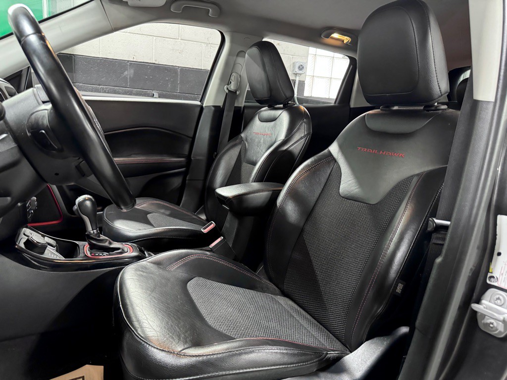2019 Jeep Compass Image 19