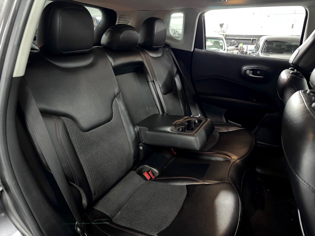 2019 Jeep Compass Image 21
