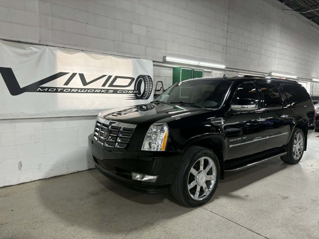2012 Cadillac Escalade Image 1