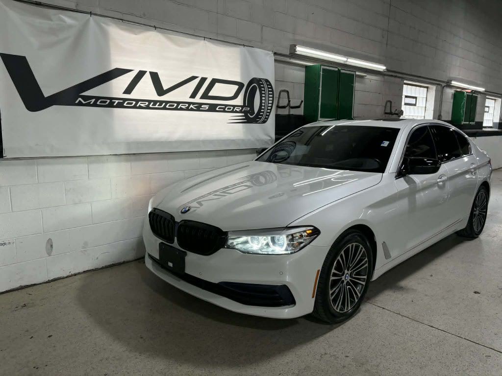 2019 BMW 5 Series Image 1