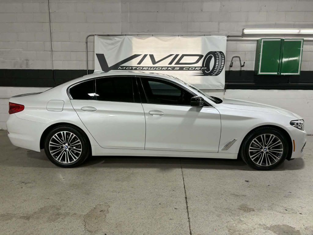 2019 BMW 5 Series Image 5