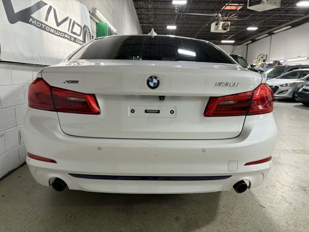 2019 BMW 5 Series Image 7