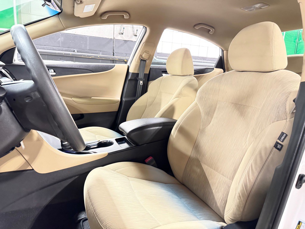 2013 Hyundai Sonata Image 18
