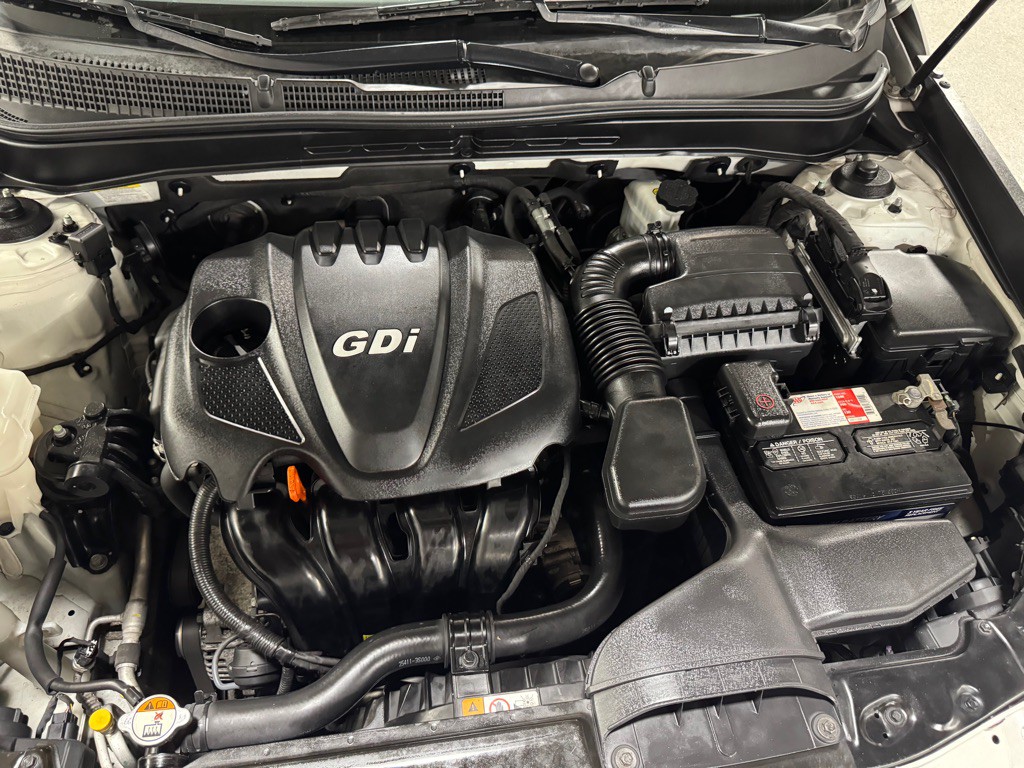 2013 Hyundai Sonata Image 24