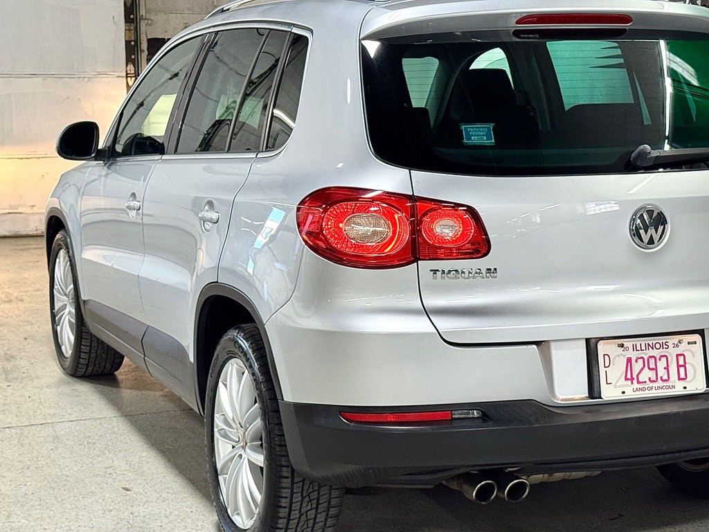 2011 Volkswagen Tiguan Image 15