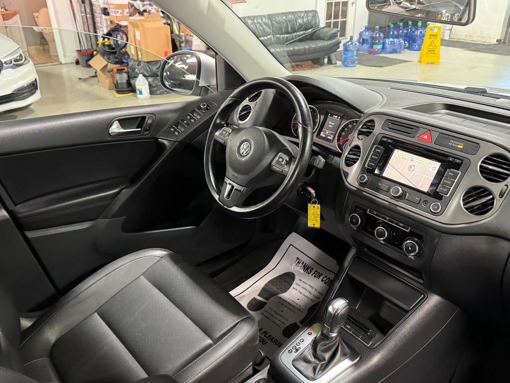 2011 Volkswagen Tiguan Image 18