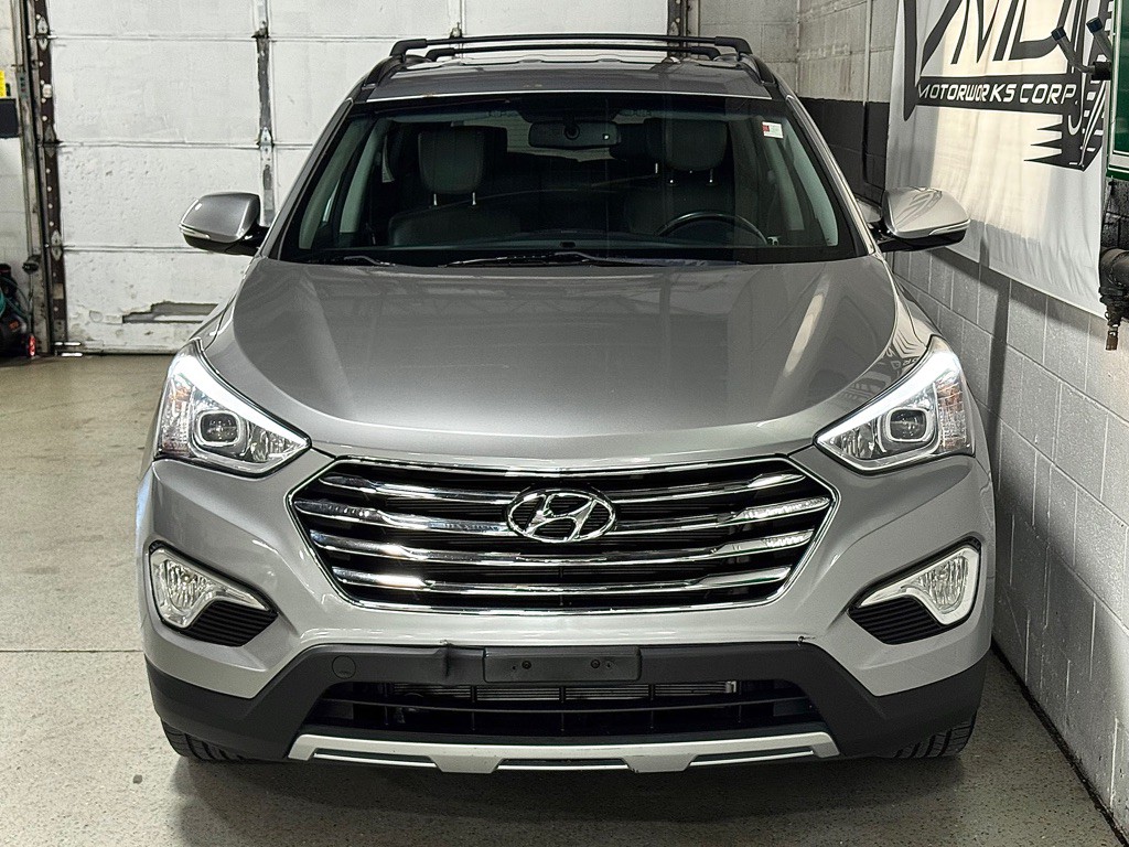 2016 Hyundai Santa Fe Image 7