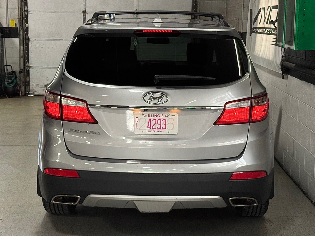 2016 Hyundai Santa Fe Image 17