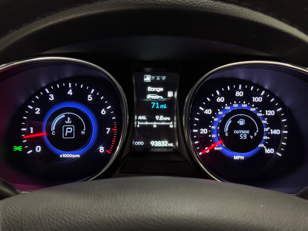2016 Hyundai Santa Fe Image 28