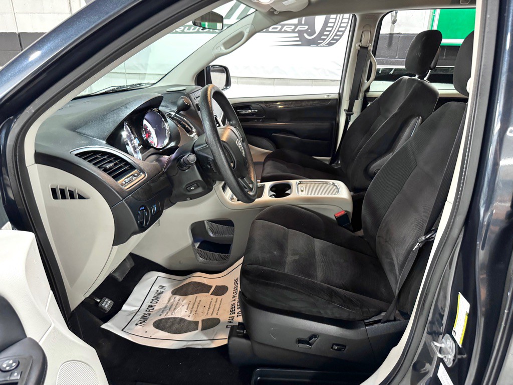 2014 Dodge Grand Caravan Image 16