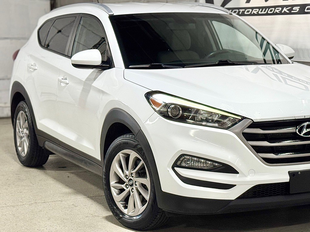 2016 Hyundai Tucson Image 2