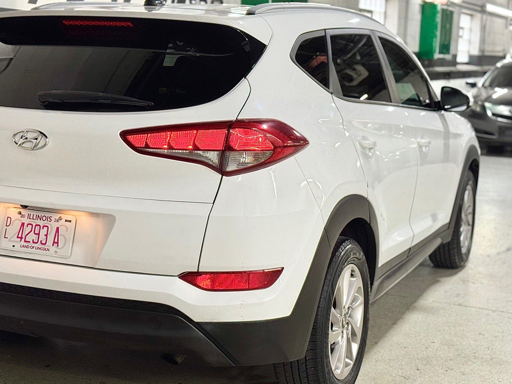 2016 Hyundai Tucson Image 8