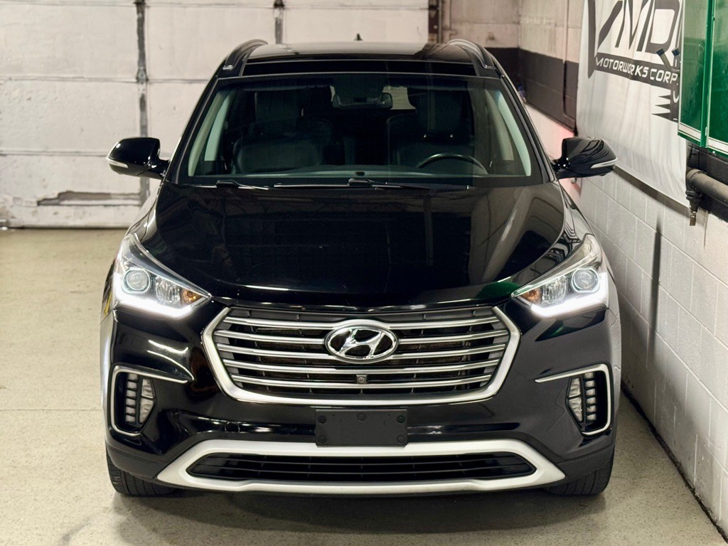 2017 Hyundai Santa Fe Image 6
