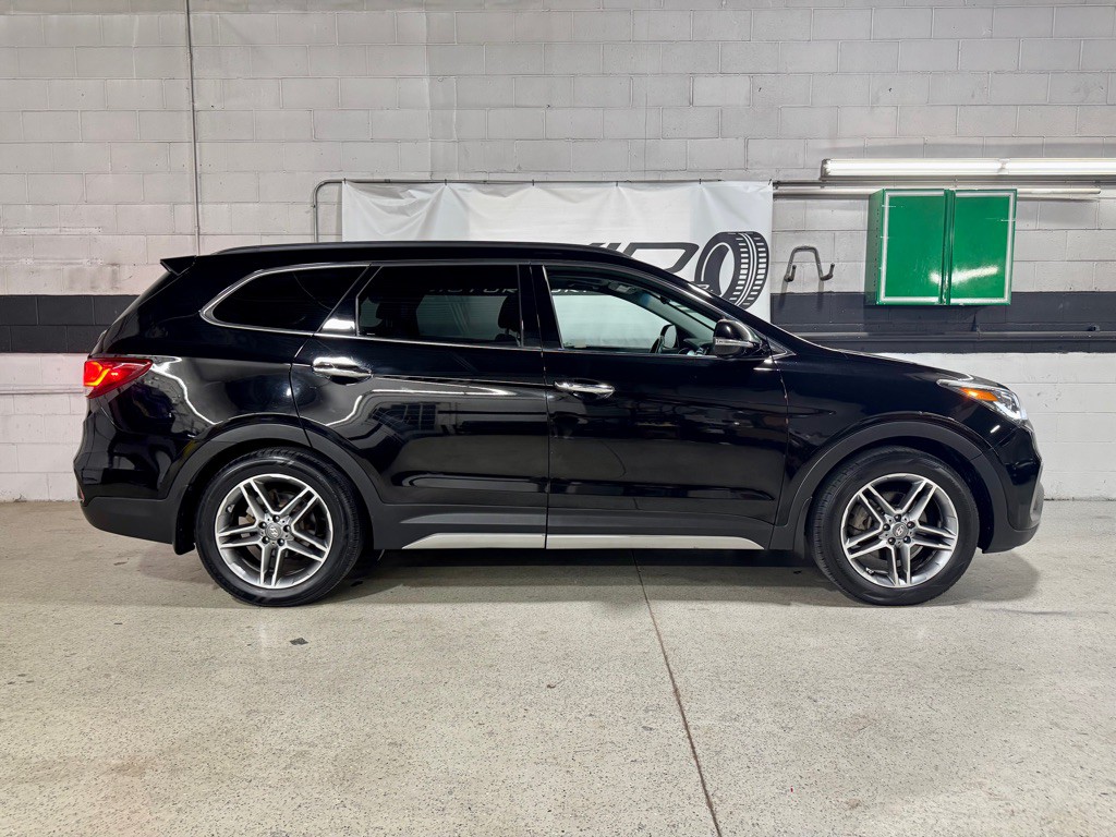 2017 Hyundai Santa Fe Image 7